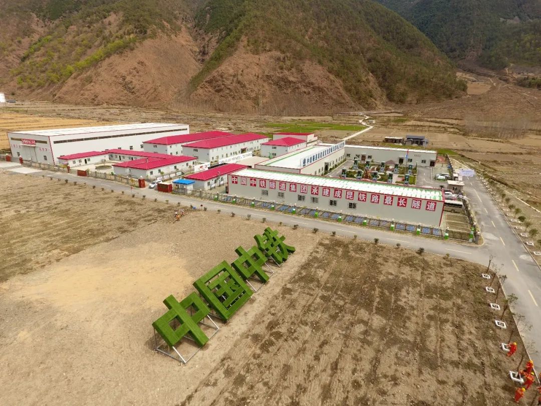 1660157677624652.jpg 640 (3).jpg