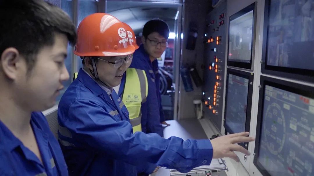 1688520906553389.jpg 640 (1).jpg